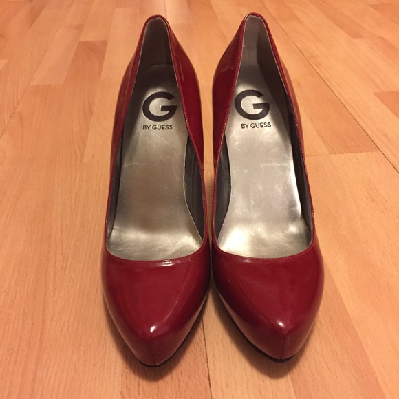 Red Guess Patent Leather Pumps