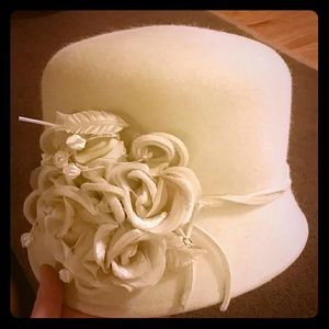 Brushed wool winter hat...off whore ...so chic