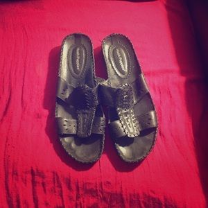 Hush puppies sandals