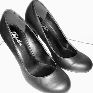 Paprika black heels