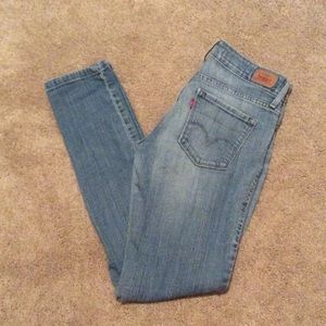 🚫SOLD🚫Levi Light Wash Skinny Jeans