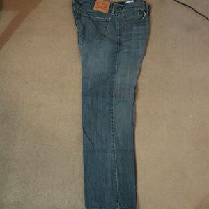 Men's Levi Jeans