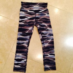 Lululemon Wunder Under Crop III