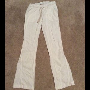 🚫SOLD🚫Roxy Flowy White Pants