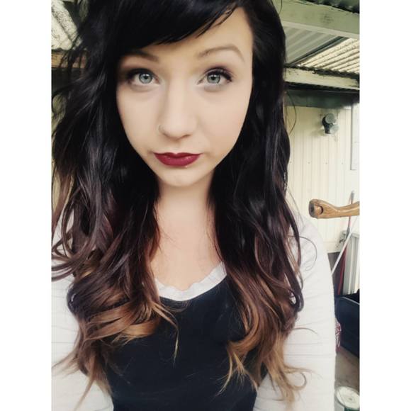Meet your Posher, Allison - Picture 1 of 1