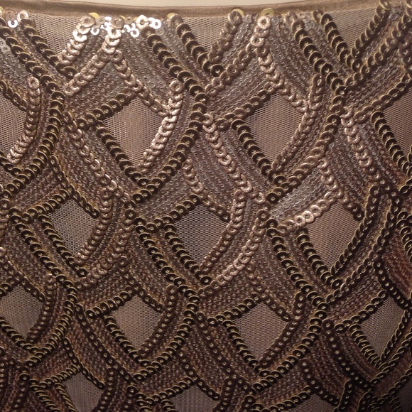 Beautiful sequins skirt - Picture 3 of 4