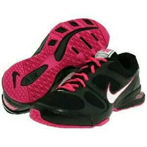 🚨SALE🚨Women's Nike Shoes💋