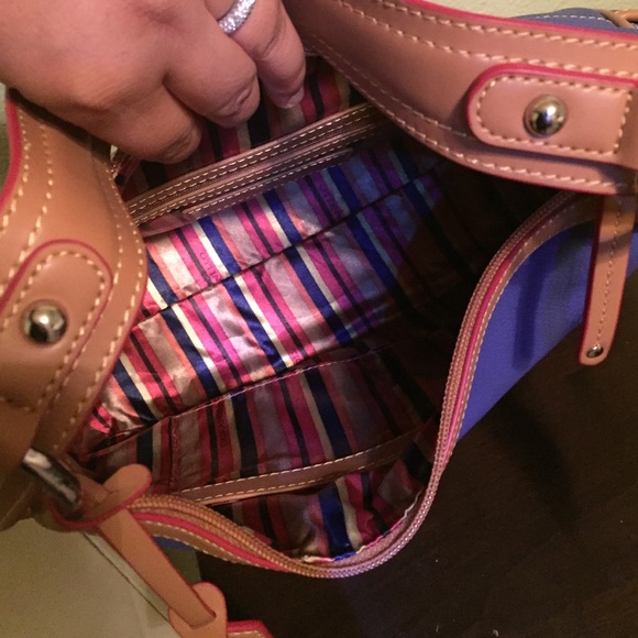 NWT Tignanello bag - Picture 2 of 3