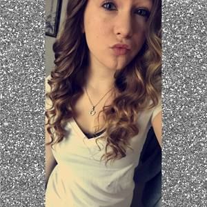 Meet your Posher, Paige