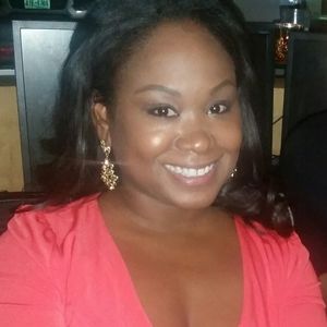 Meet your Posher, Cassandra