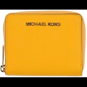 MICHAEL KORS WALLET LIKE NEW