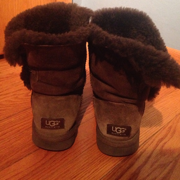 UGG boots - Picture 3 of 4