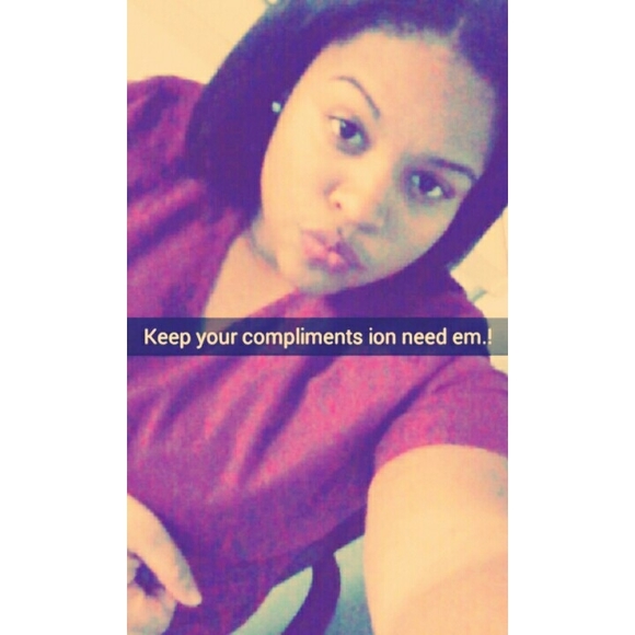 Meet your Posher, Cassandra - Picture 1 of 1