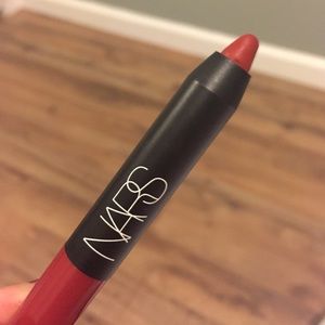 NARS Velvet Matte Lip Pencil - Cruella red