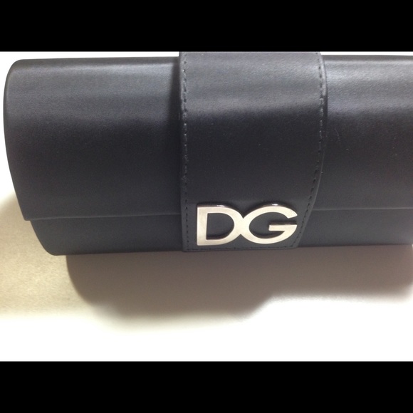 Black cat eye D&G sunglasses - Picture 4 of 4