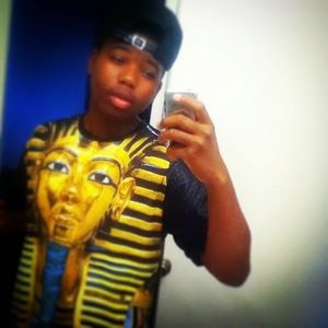 Meet your Posher, Laron