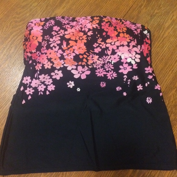 Floral strapless tankini swimsuit