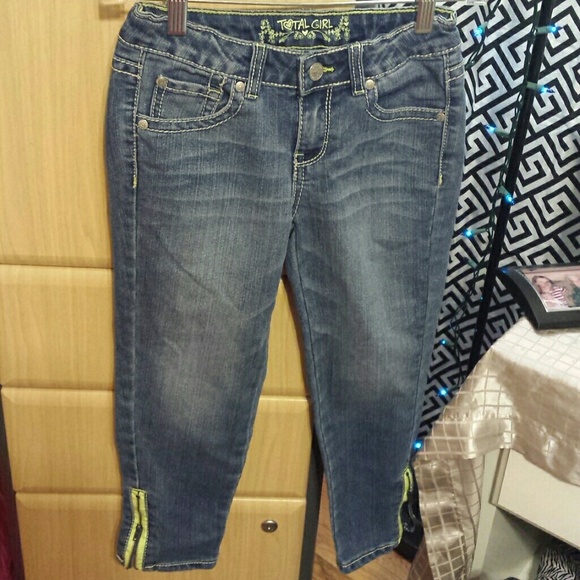 Girls Size 10 jean Capri's.