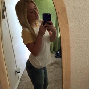 Meet your Posher, Mackenzie