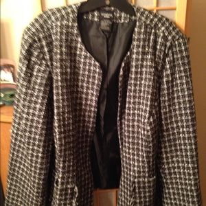 Black and White Multi Lined Blazer