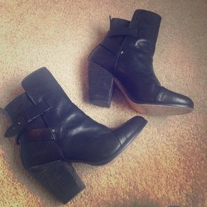Rag&Bone Kinsey bootie sz 6