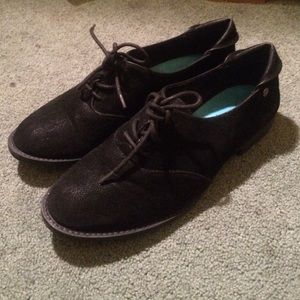 Oxfords by Blowfish