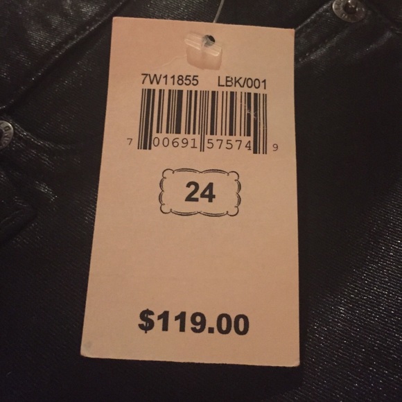 Sold - Picture 3 of 4