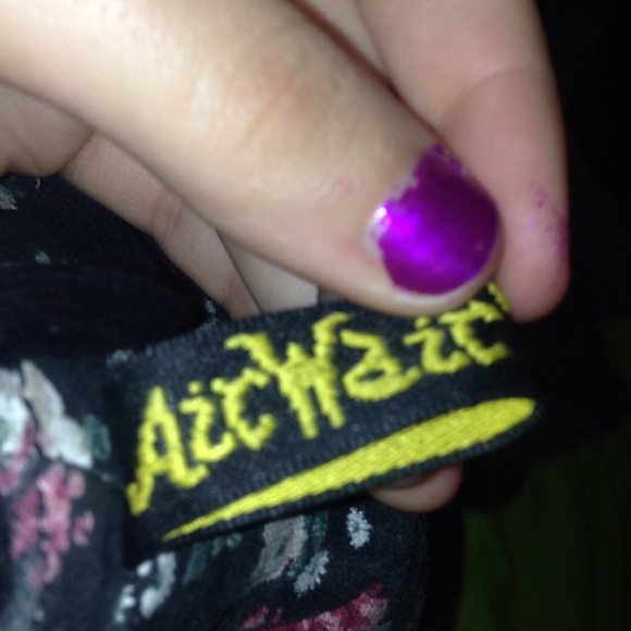 DOC MARTINS - Picture 3 of 4