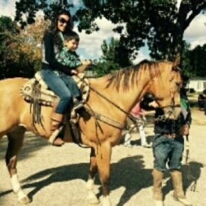 Meet your Posher, Beatriz