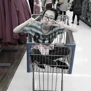 Meet your Posher, Kim