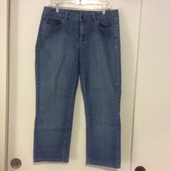 Straight leg Capri jeans