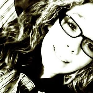 Meet your Posher, Kalee