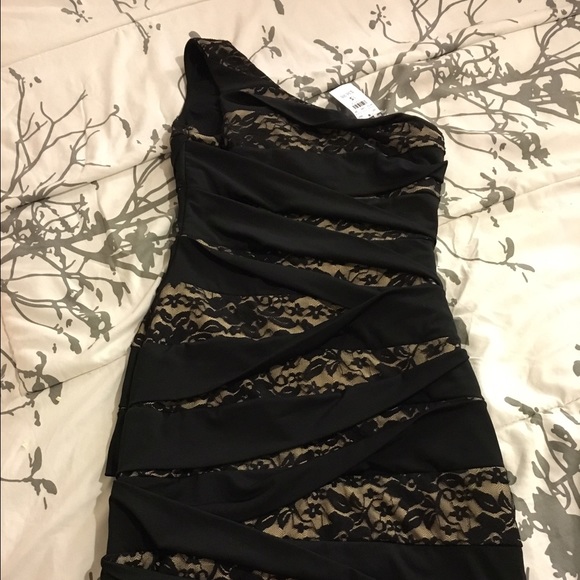 Casual dress - Picture 1 of 2