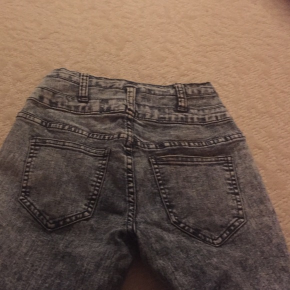 SOLD - Picture 4 of 4