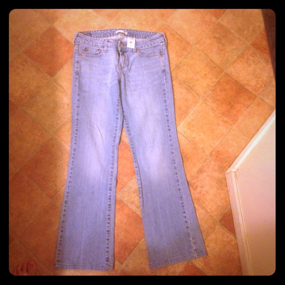 ❤️LEVIS❤️ LOW BOOTCUT 545 jeans size 8m