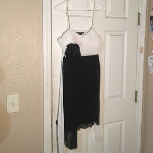 City Studio black and white formal dress