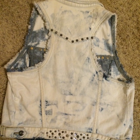 New - Picture 2 of 2