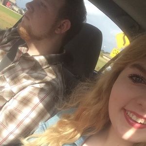 Meet your Posher, Kayla