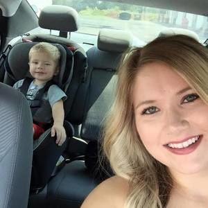 Meet your Posher, Corie