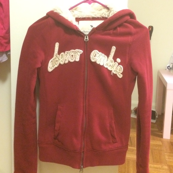 Burgundy fall hoodie