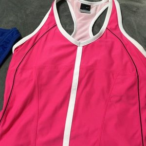 Nike tops bundle