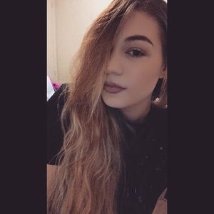 Meet your Posher, Tori