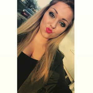 Meet your Posher, Cami