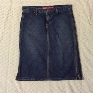 EUC Guess denim skirt