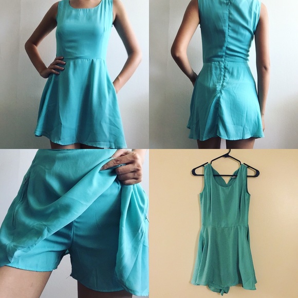 Tiffany green sleeveless Romper. - Picture 4 of 4