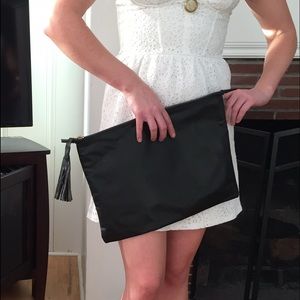 Vania and David Black Snake Clutch