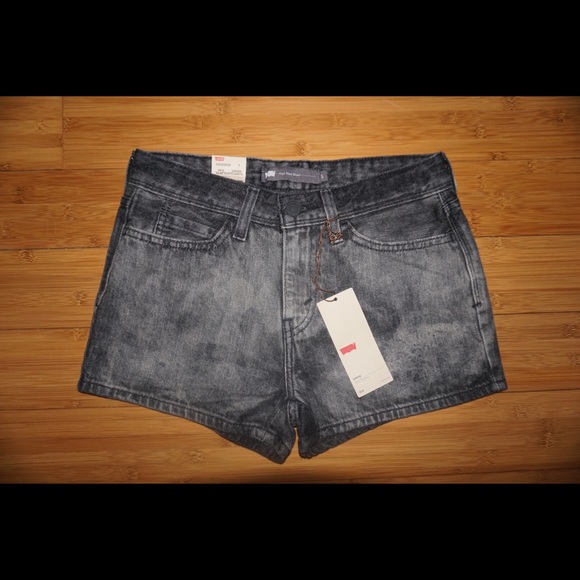 Levi's high-wasted denim shorts