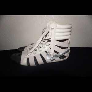 Nike gladiator sandals
