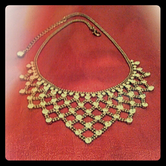 Silver rhinestone necklace