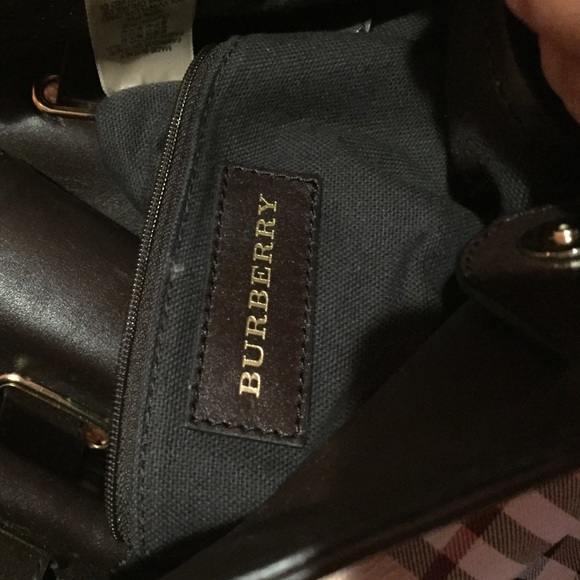 Authentic Burberry bag - Picture 3 of 4